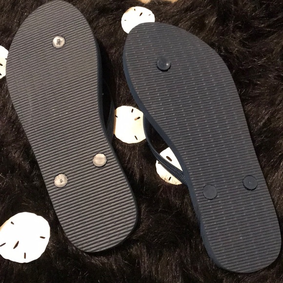 Xhilaration Navy Blue Polka Dot Flip Flops Sz 9 - Picture 6 of 8